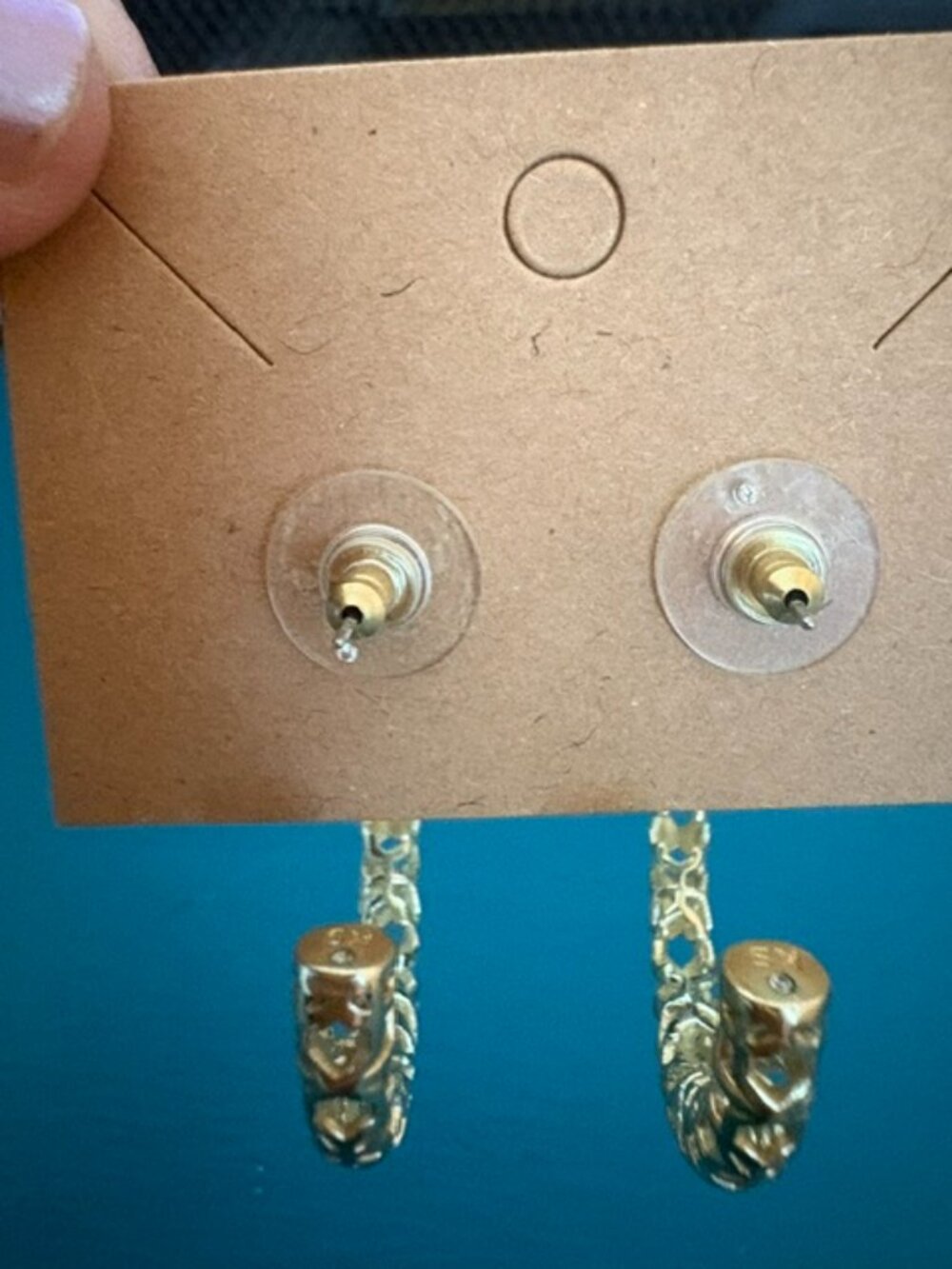 Kendra Scott Maggie Hoop Earrings in Fillagree - Medium - Picture 5 of 5